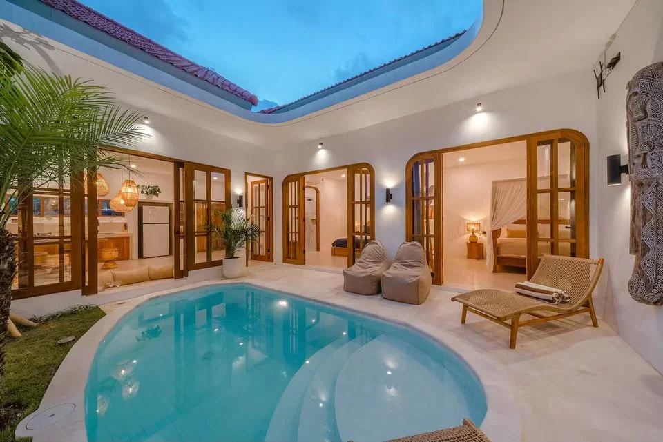 MEDITERRANEAN 3 BEDROOMS VILLA IN PERERENAN