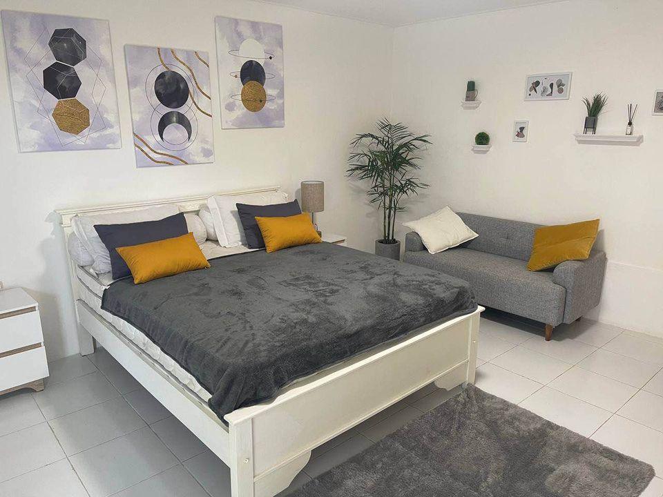 1BR house Scandiavian style* Perfect location Location: Padonan, Canggu