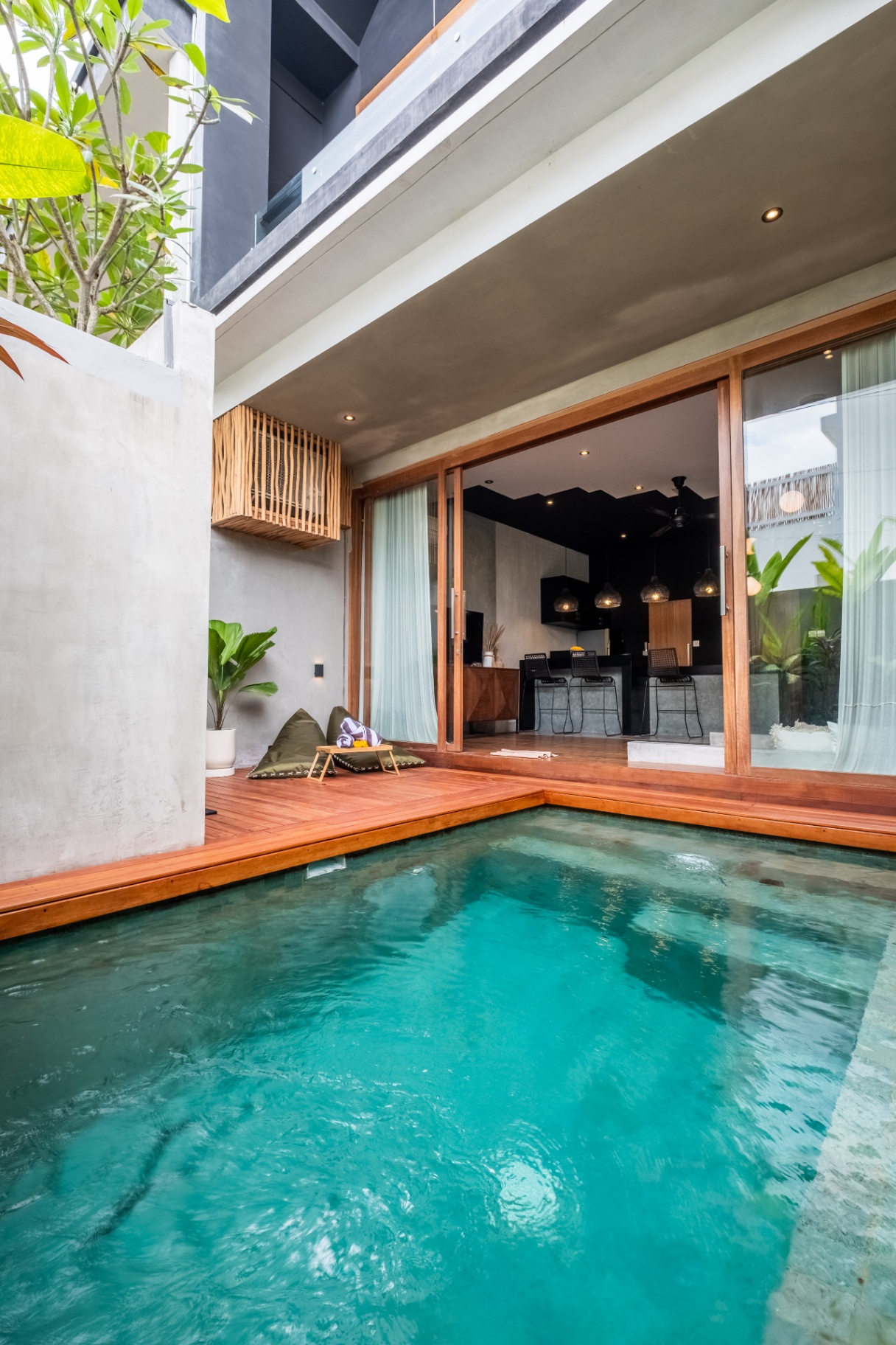 1BR Luxury Pool Villa Close to Batu Bolong Beach