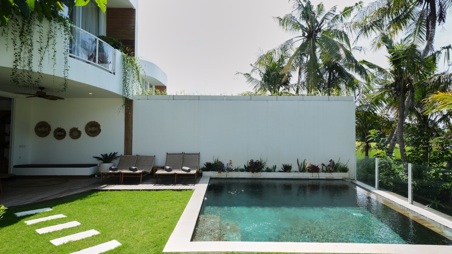 Kayu Jati - 3BR Villa in Kedungu