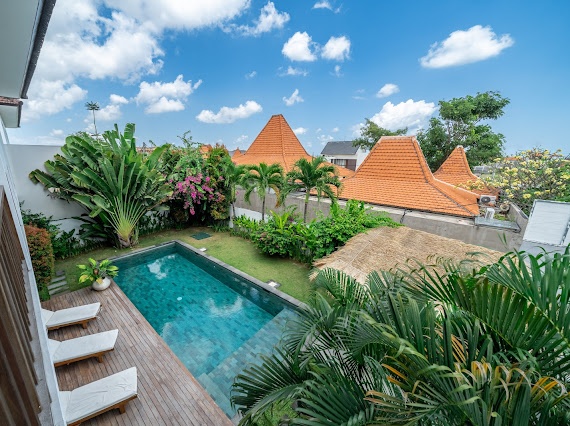 Modern 4BR Villa Canggu