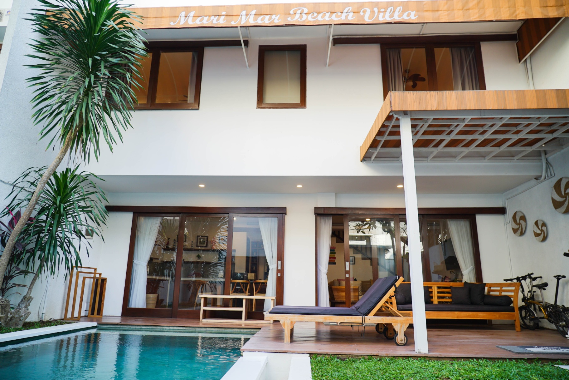Mari Mar Beach Villa - 3BR next to Echobeach