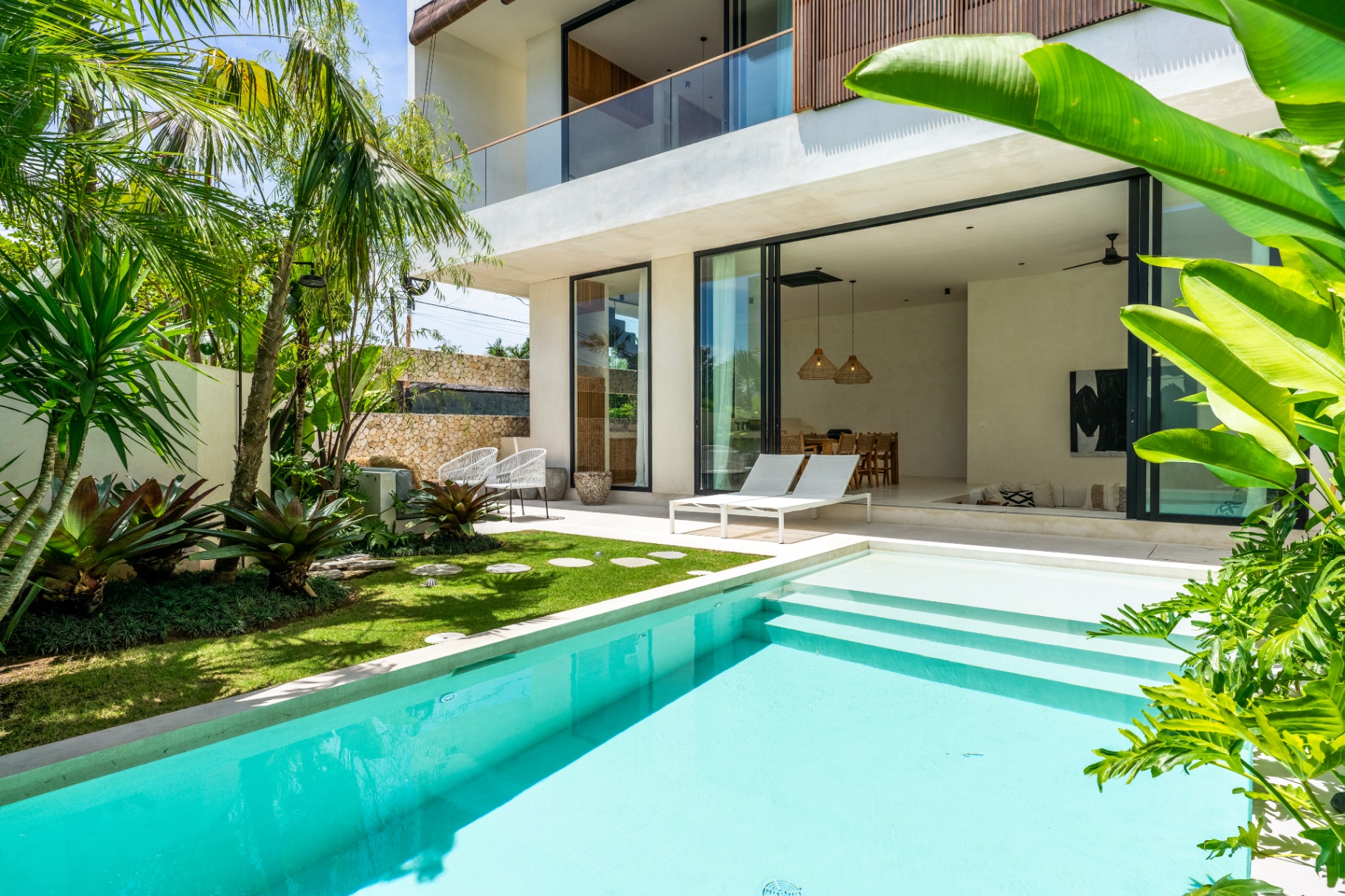 Umalas - 2BR New Best Luxury Stay Villa in Canggu