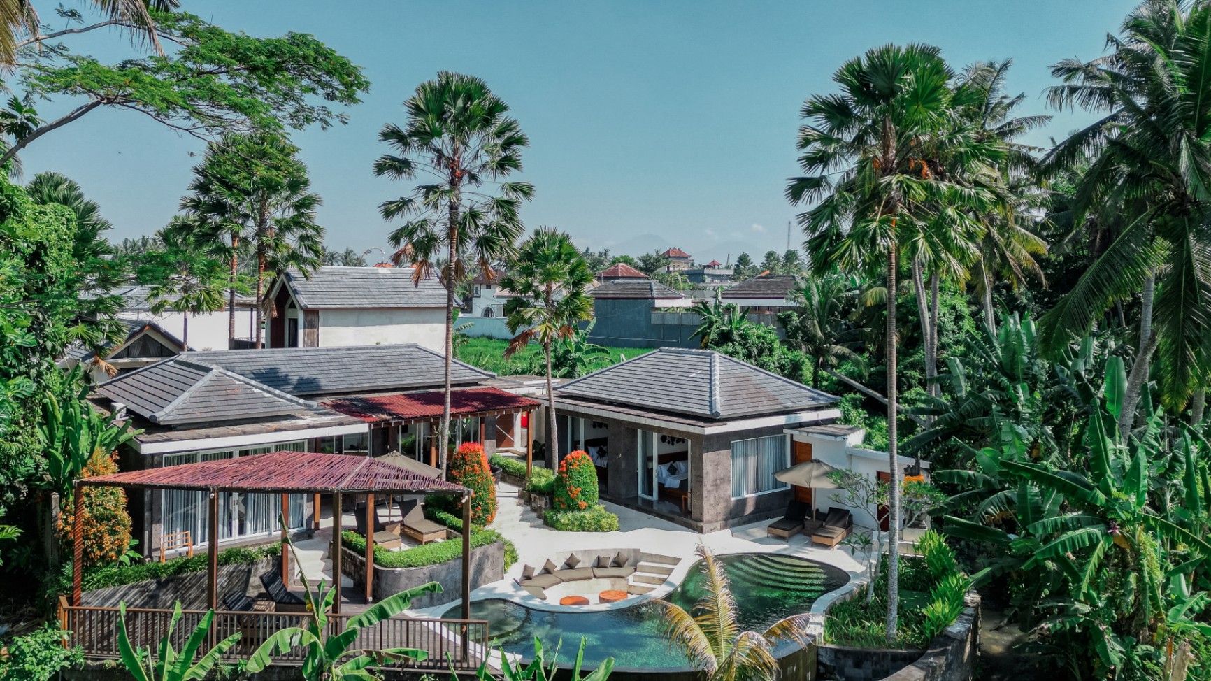 Coconut Groove - 3BR Luxury Designer Villa Ubud w Pool & Paddy View