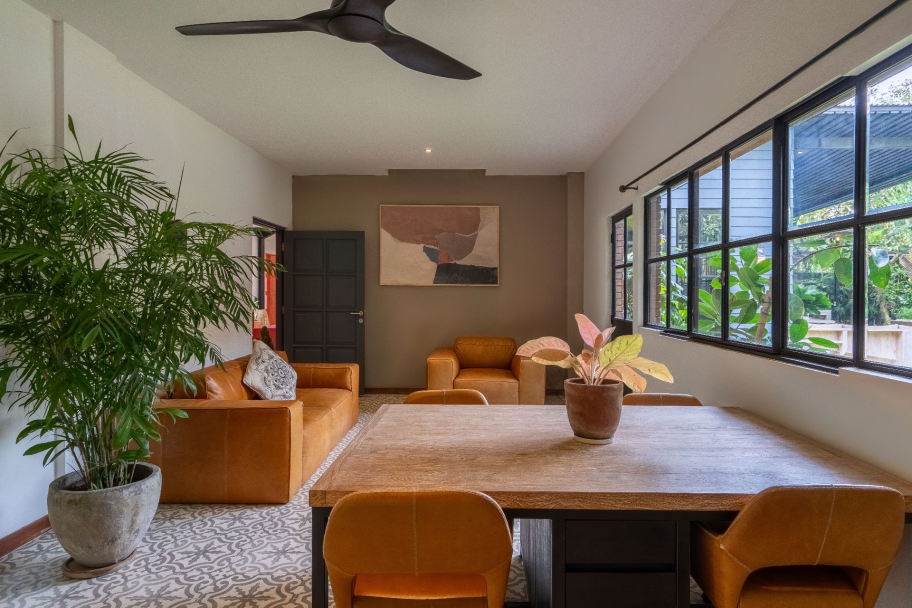 5BR Luxury villa w/ Gym, Garden & Outdoor Activity