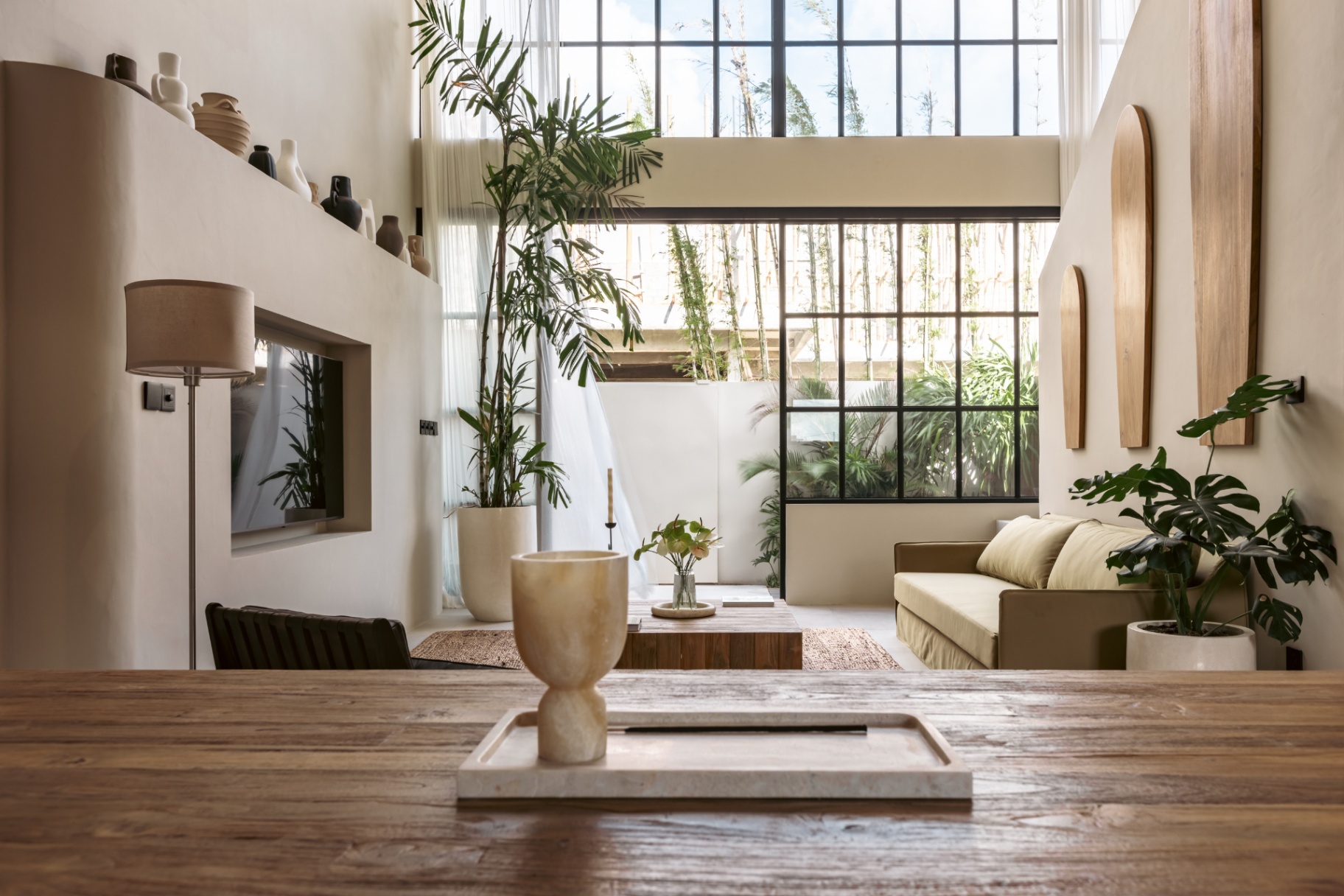 Lume - 1BR 200m Oceanfront artistic villa Cemagi