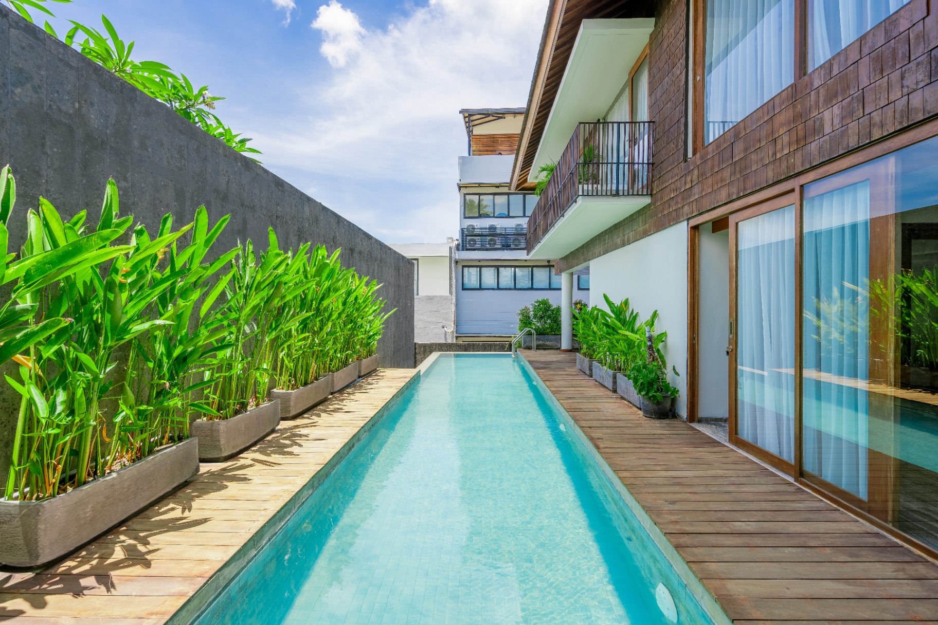 Saidov - Luxury 4BR Villa w/ Pool & Billiard table