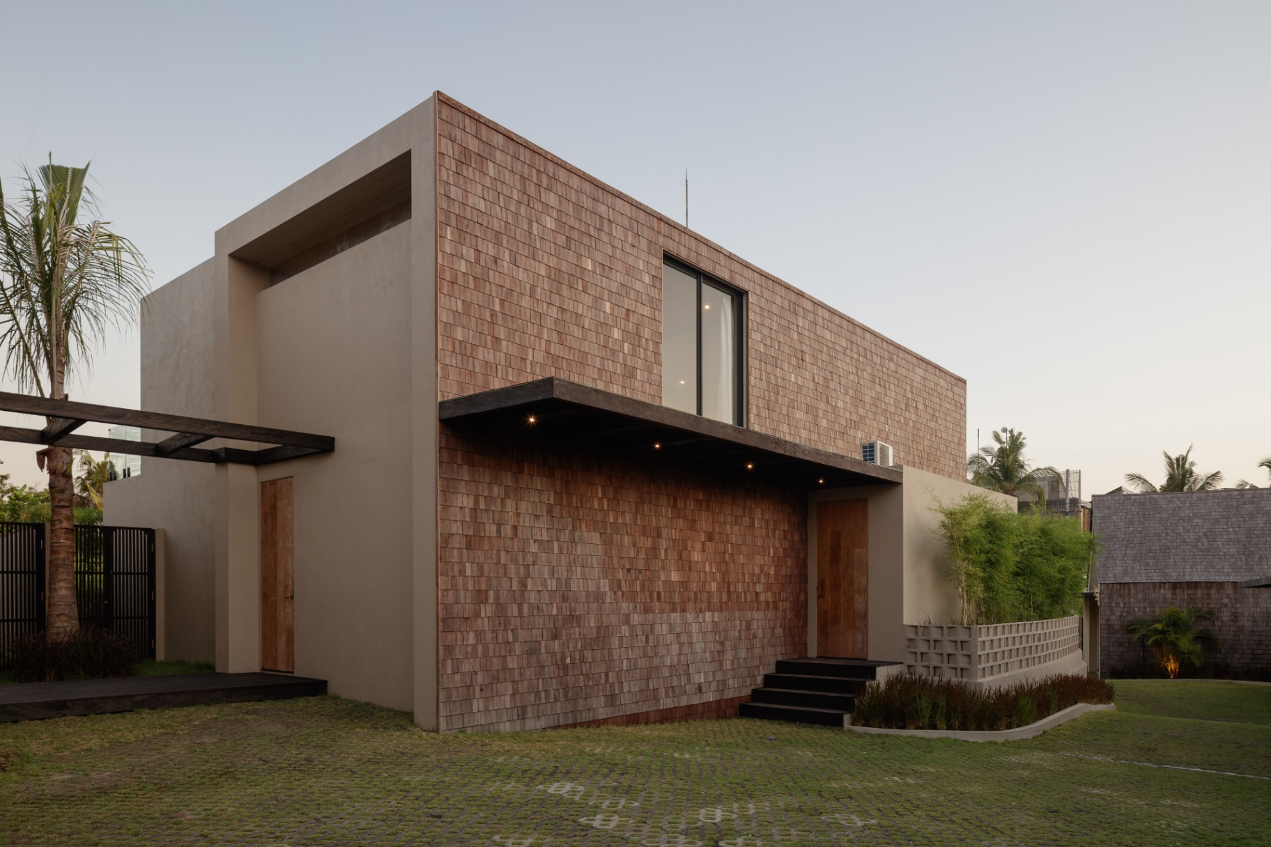 3-bedroom Tropical Contemporary Villa in Nyanyi, Tabanan