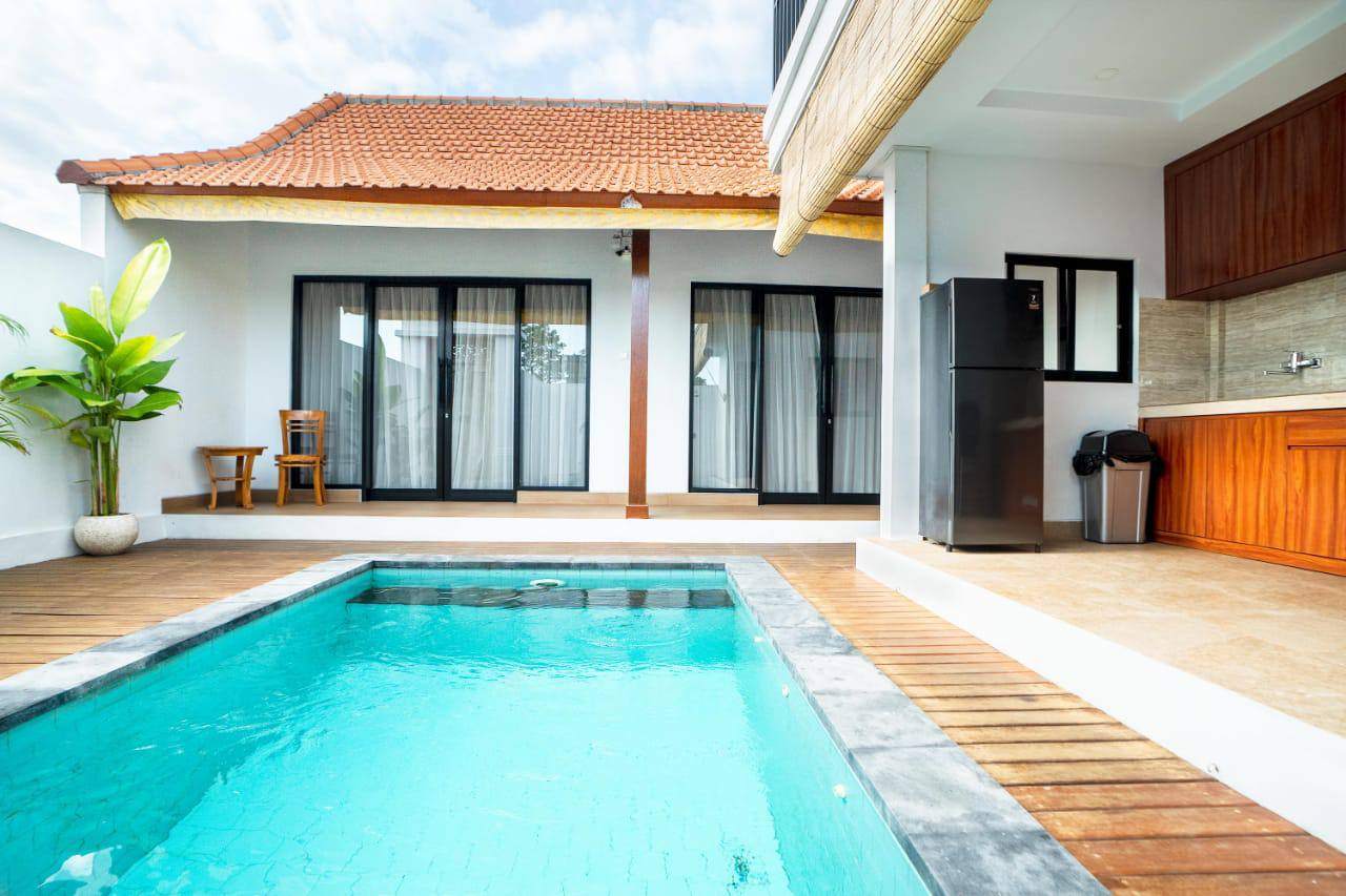 BRAND NEW BALINESE STYLED VILLA NESTLED IN CEMAGI - AF184