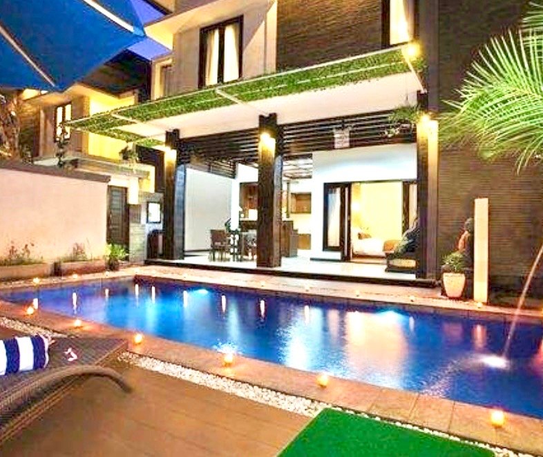 4 BEDROOMS VILLA IN KUTA 10 MINUTES TO DOUBLE SIX BEACH- YO83