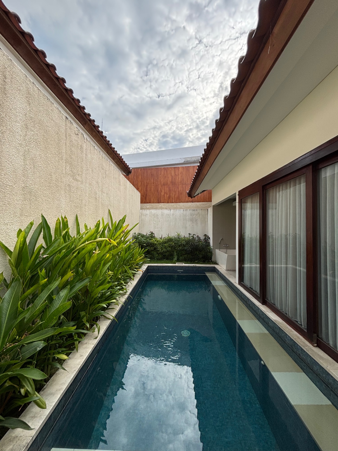 1 Bedroom Villa Private Pool In Canggu Close to the Beach & Finns Beach Club 🏝️