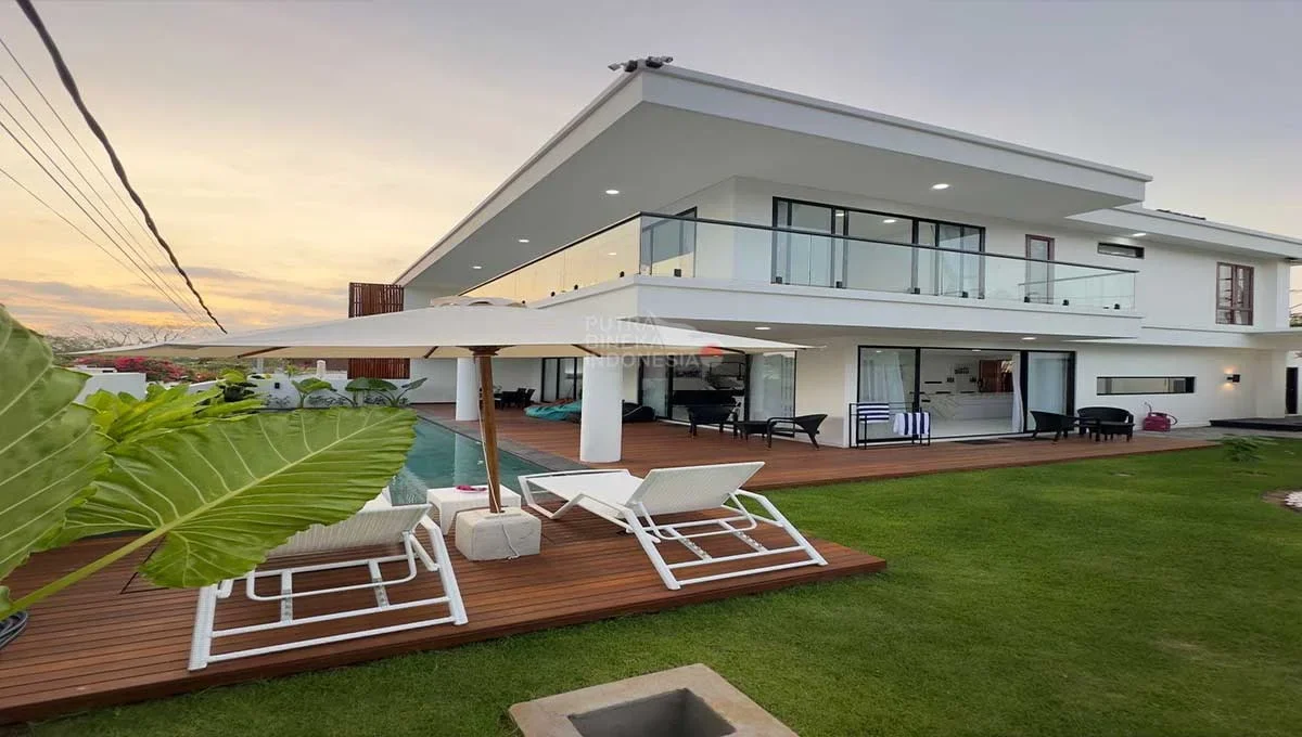 EV-3279 VILLA FOR LEASEHOLD 26 YEARS 3 BED IN BUMBAK,UMALAS