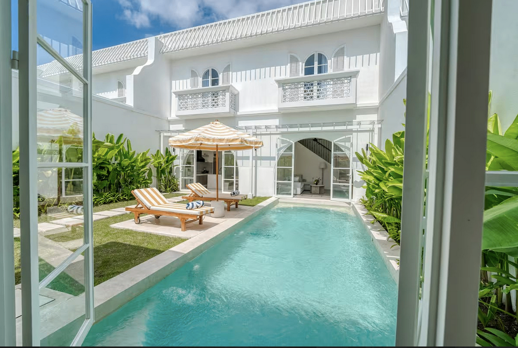 3 BEDROOM LUXURY MEDITERRANEAN VILLA NEAR CEMAGI BEACH – AF471