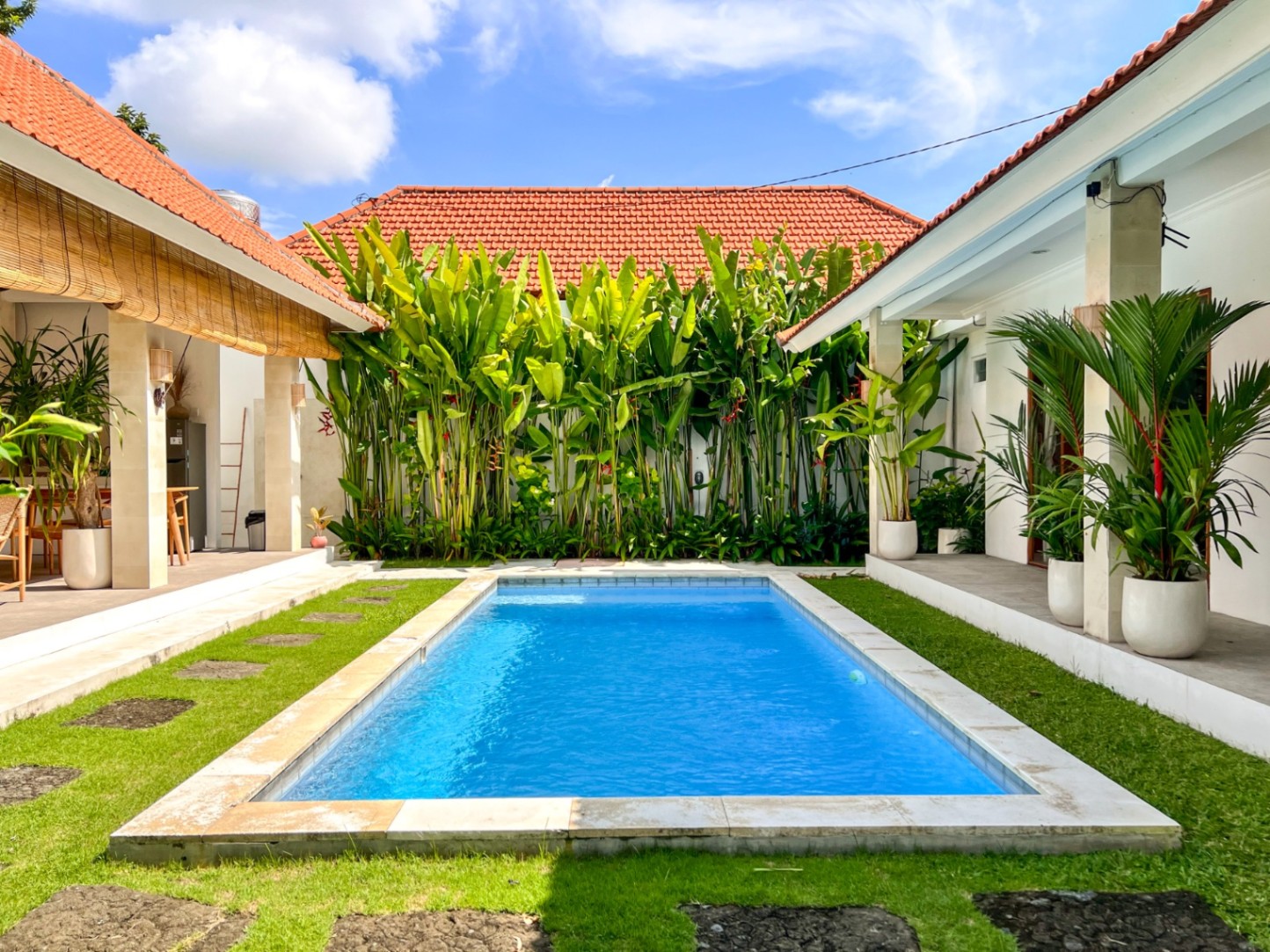 Villa For Rent 2 Bed In Umalas,Kerobokan Bali YT-3225