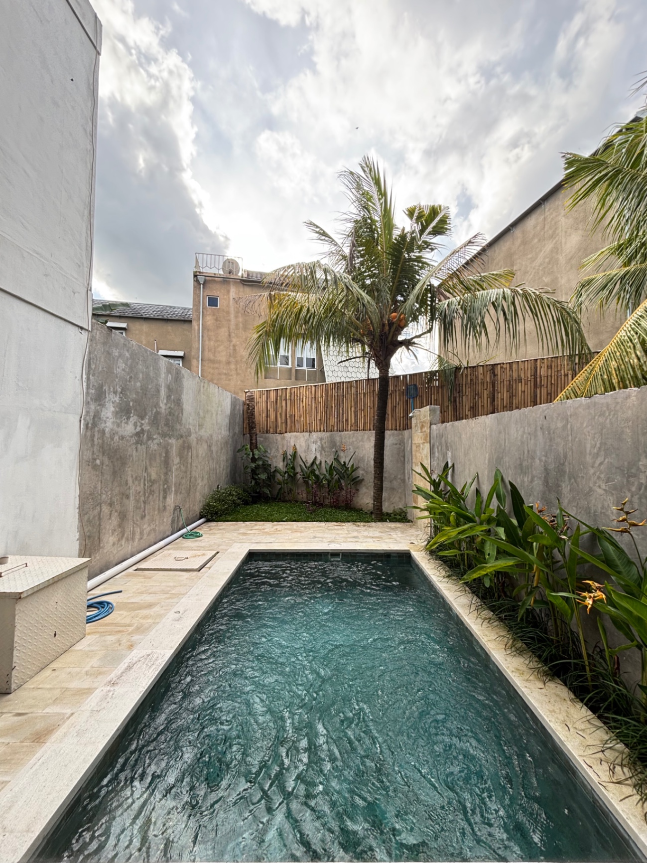 BRAND NEW 2 BEDROOM VILLA WITH PRIVATE POOL, PERERENAN 5 MINUTE TO OBSIDIAN GYM