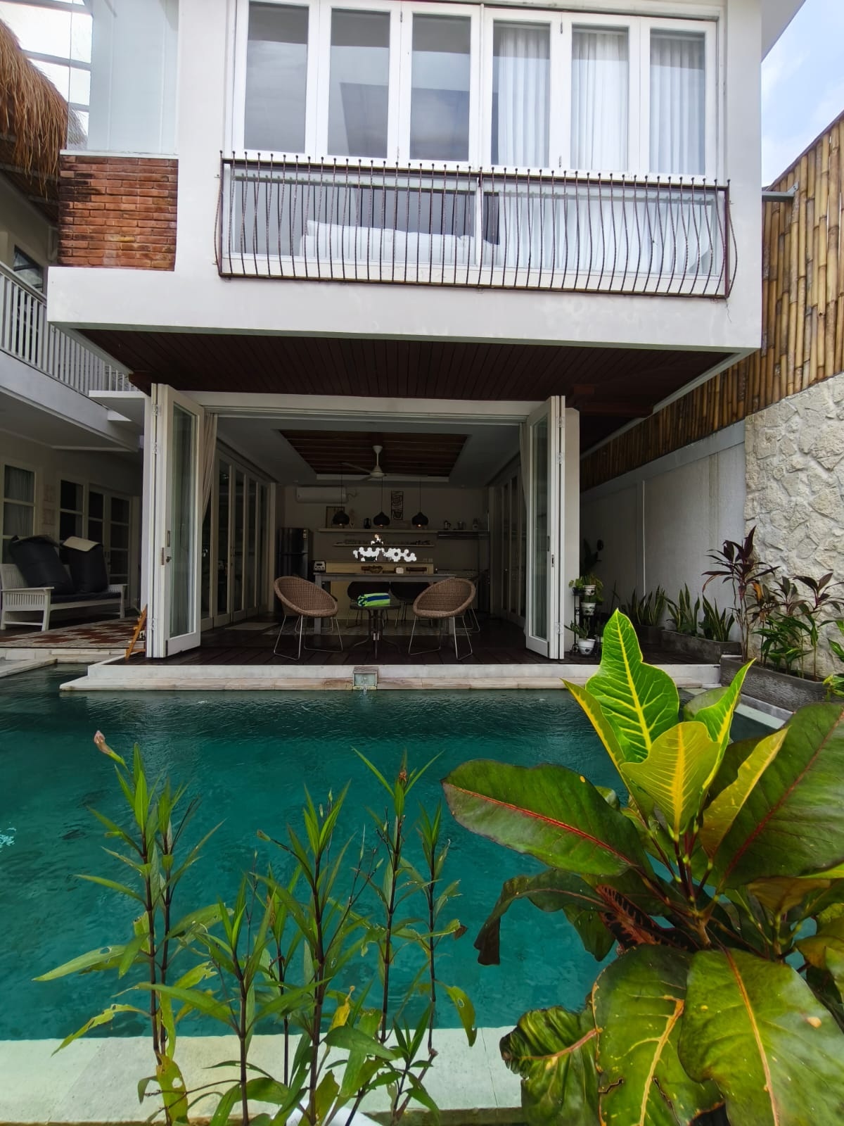 Villa Fo Sale And For Rent 3 Bed In Karang Suwung Berawa JH-3402