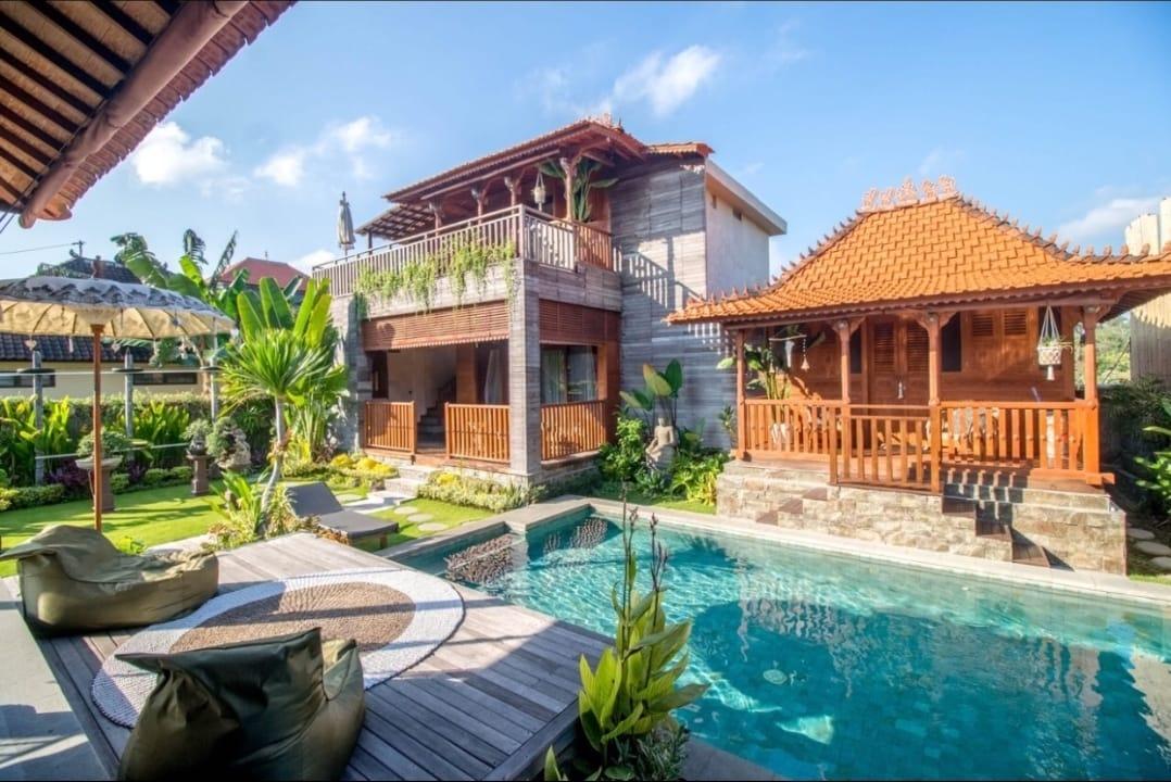 Beautiful Joglo Villa in The Peaceful Village