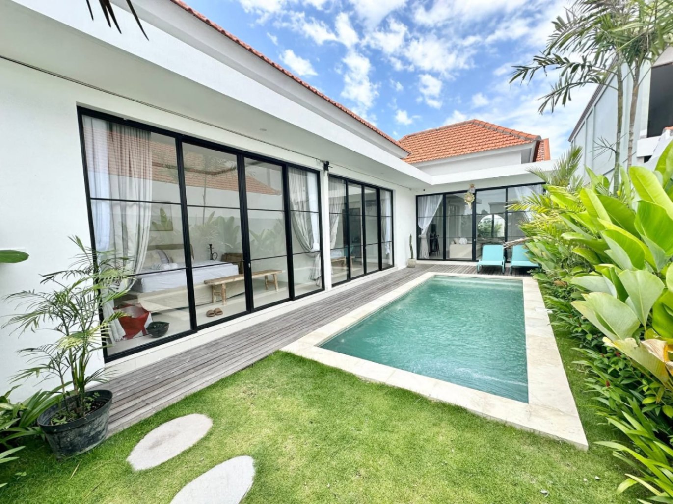 PO-25 VILLA FOR RENT 2 BED SESEH