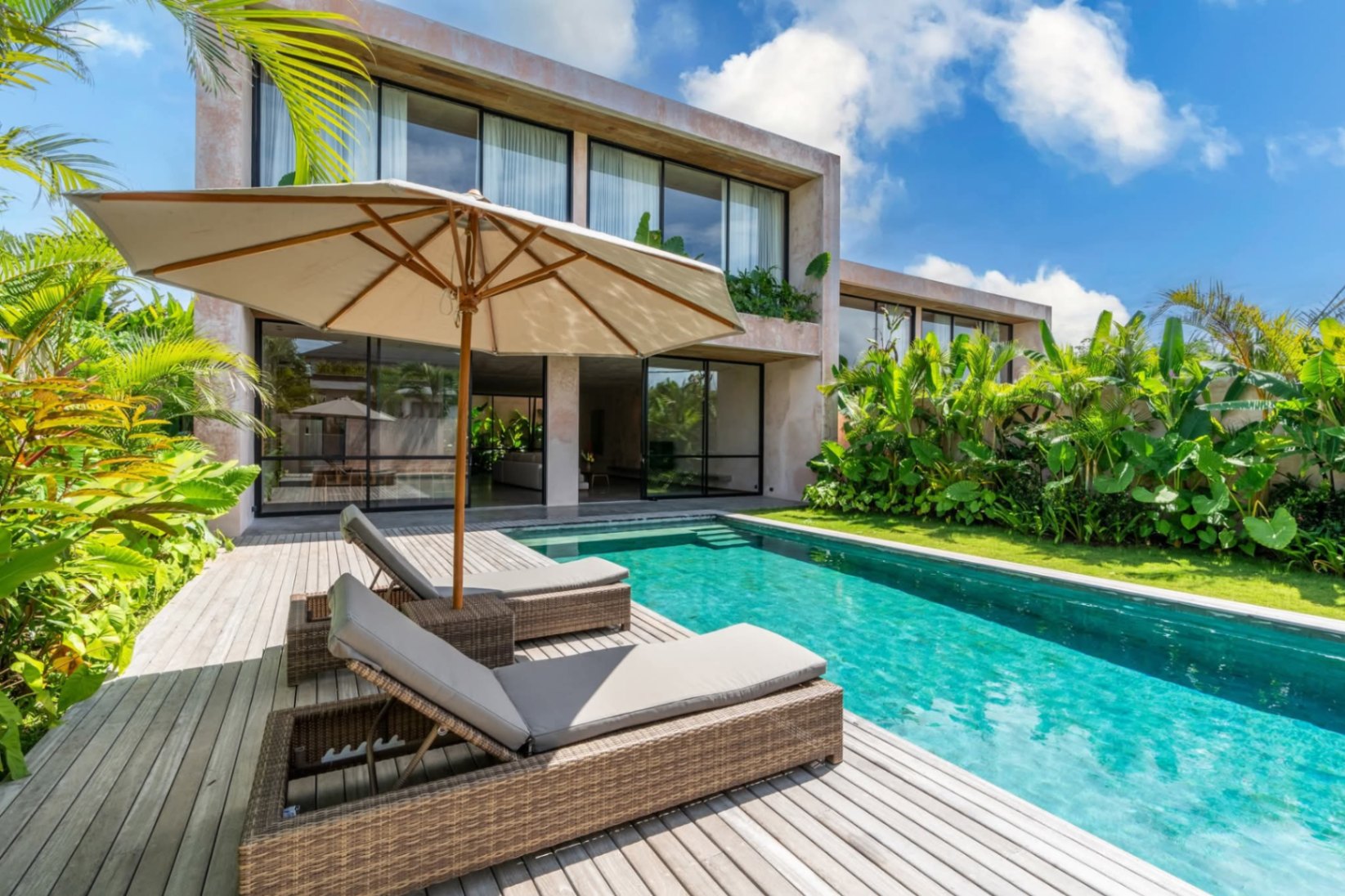 Tumbak bayuh 4 bedroom