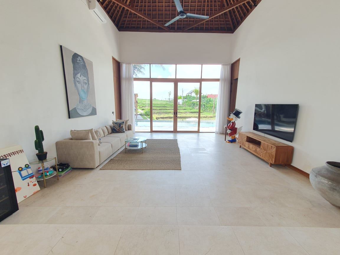 For Rent Yearly Villa 5 Badroom