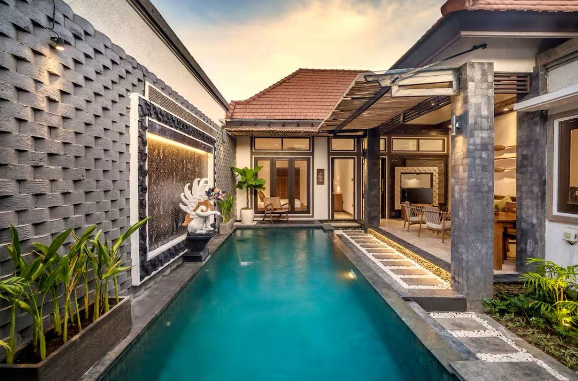 2 Bedrooms Villa Kerobokan
