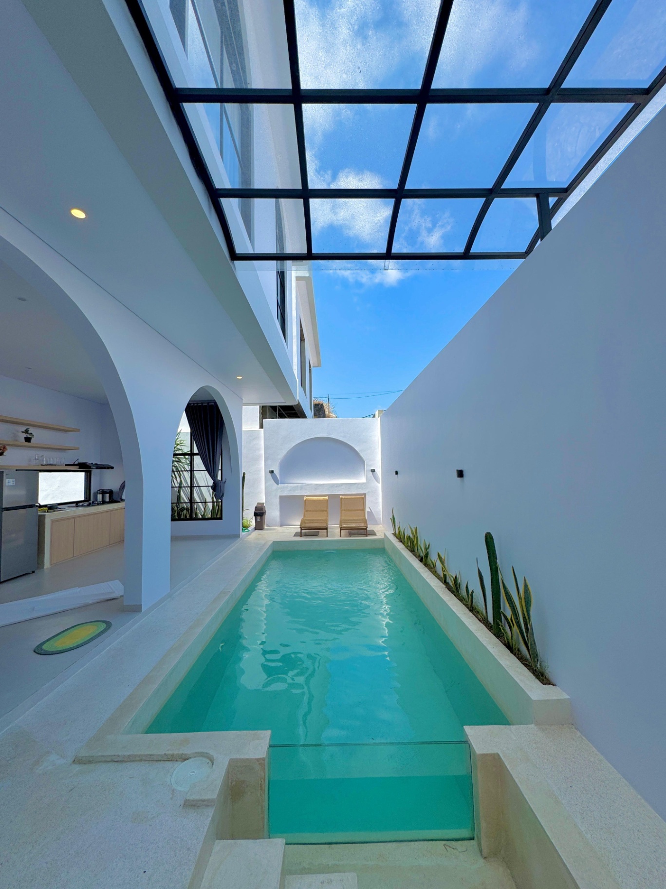 Villa Santorini – 2 Bedroom Tiny & Brand New Villa in Nusa Dua