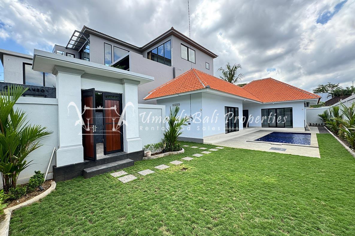 BIG GARDEN 3BR VILLA FOR RENT AT UMALAS | IP 707 