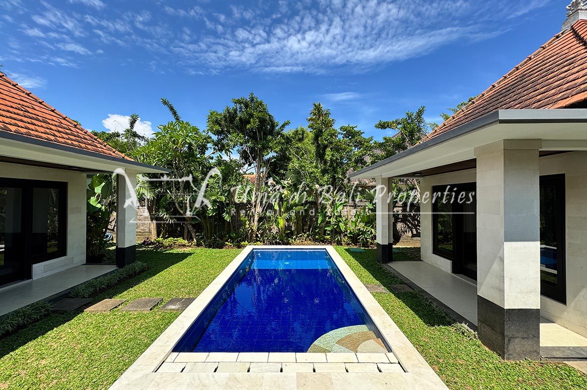 3BR VILLA FOR RENT AT SEMER KEROBOKAN | IP 623 