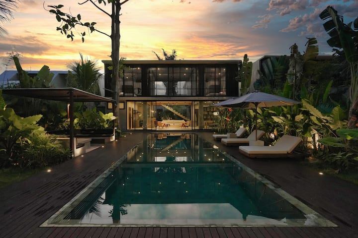 Tumbak Bayuh 5- bedroom