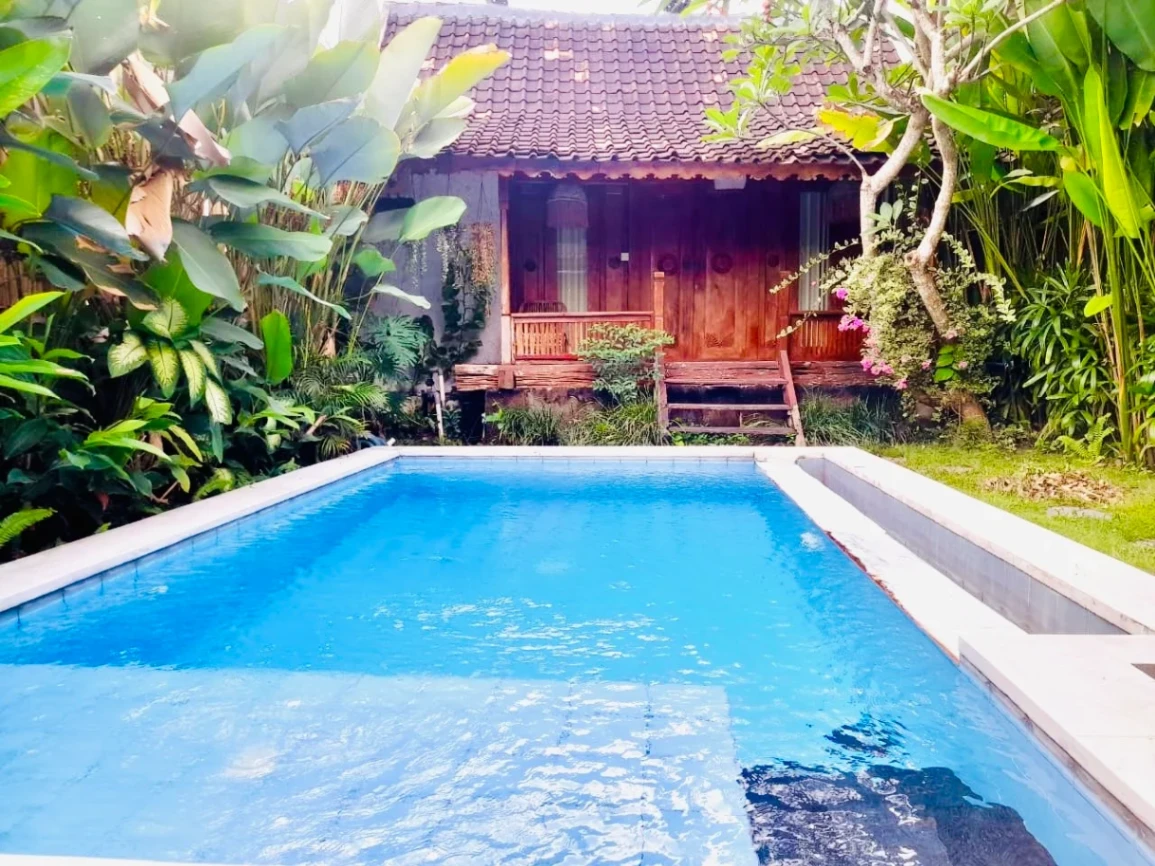 3 BEDROOM JOGLO STYLE VILLA IN PADANG LINJONG, CANGGU