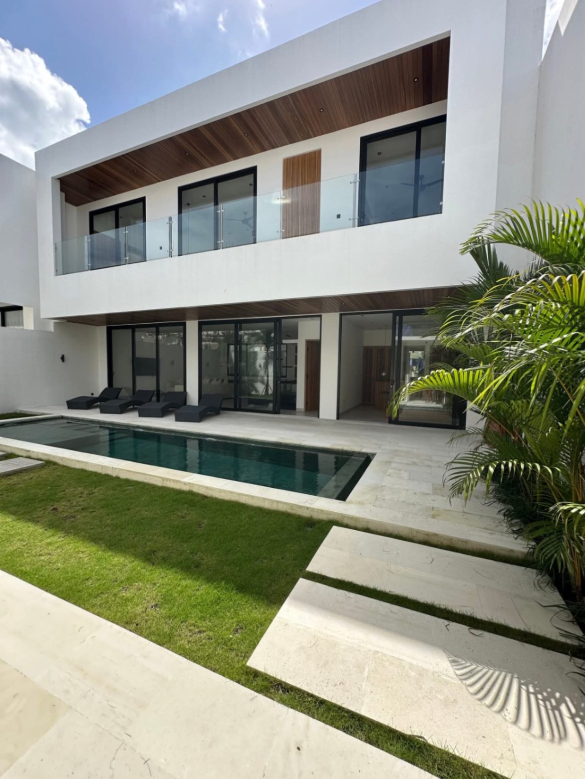 Tumbak bayuh 4- bedroom