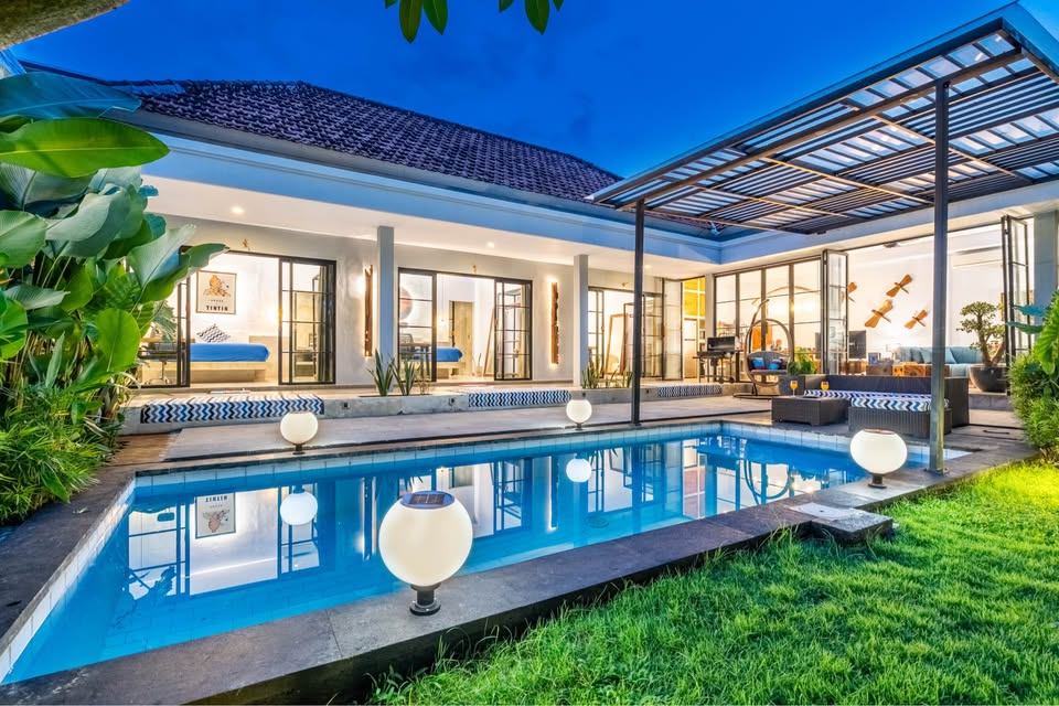 3 BR | Pererenan | Garden