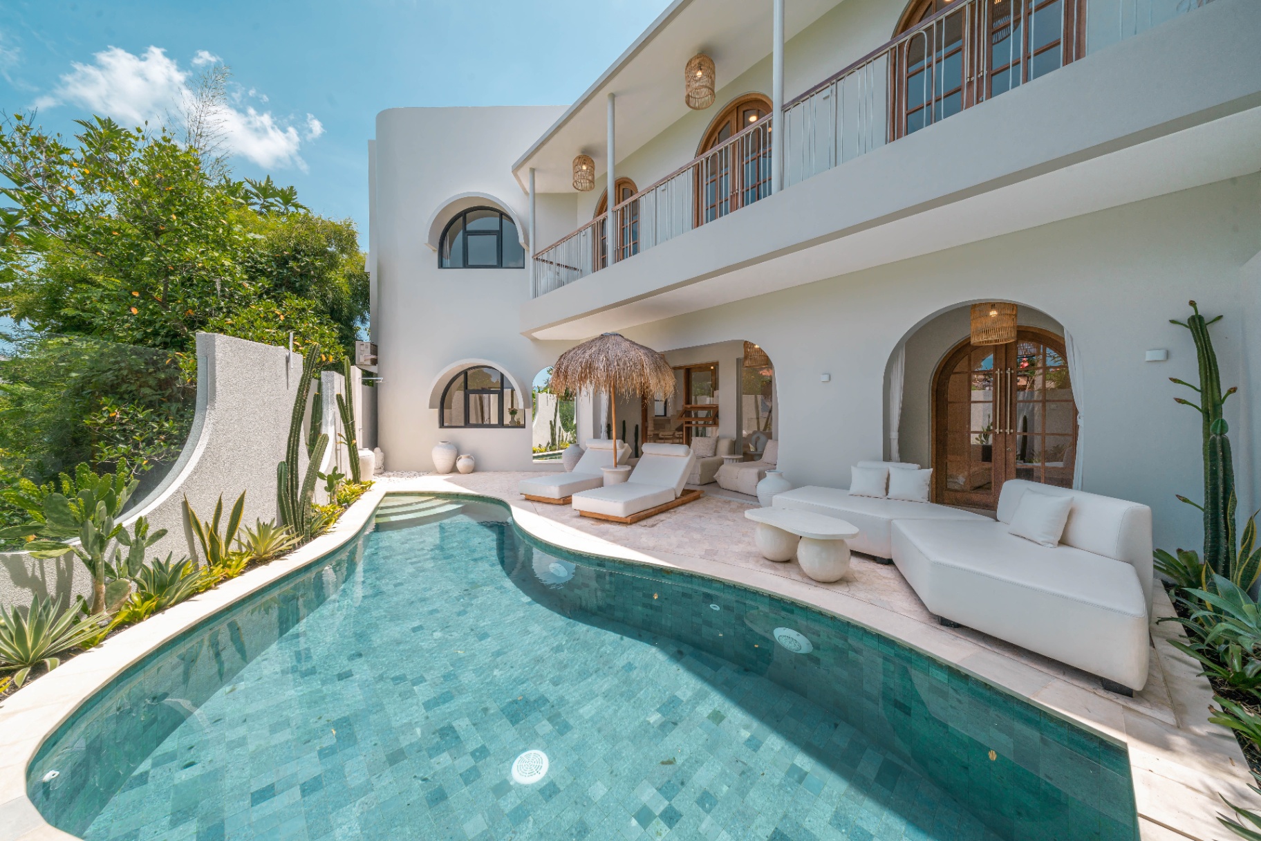 Villa Hawk - Aesthetically Pleasing 4BR Villa In Central Canggu!!