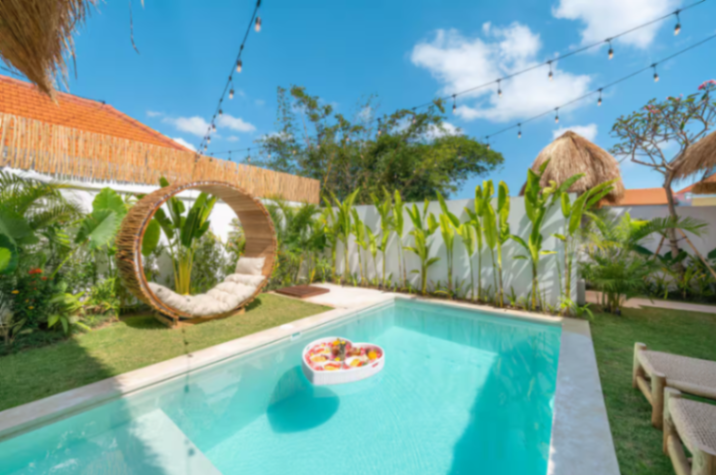 BALINESE MODERN STYLE VILLA FOR MONTHLY RENT , PERERENAN - YO119