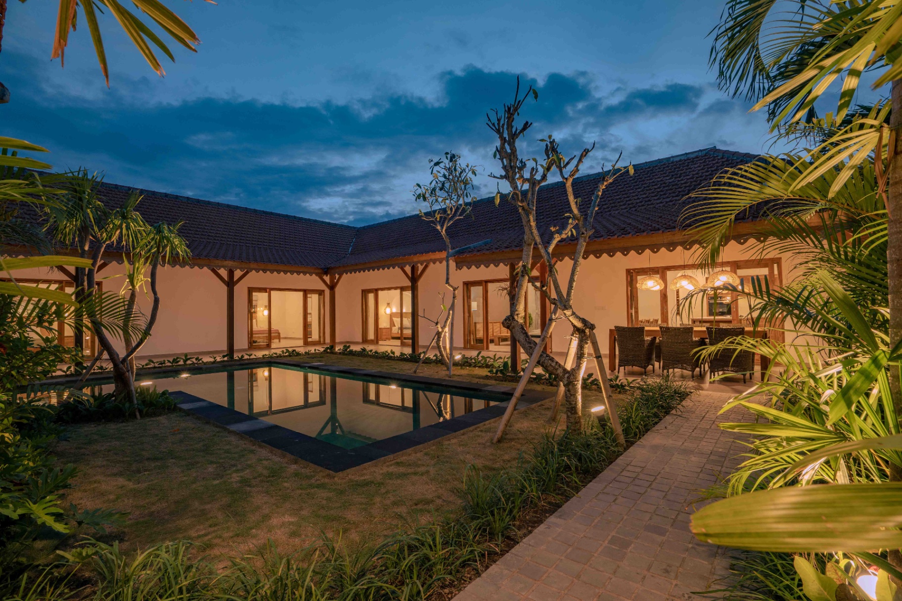 Villa Munggu – Brand New Joglo Style Villa with Modern Interior in Munggu
