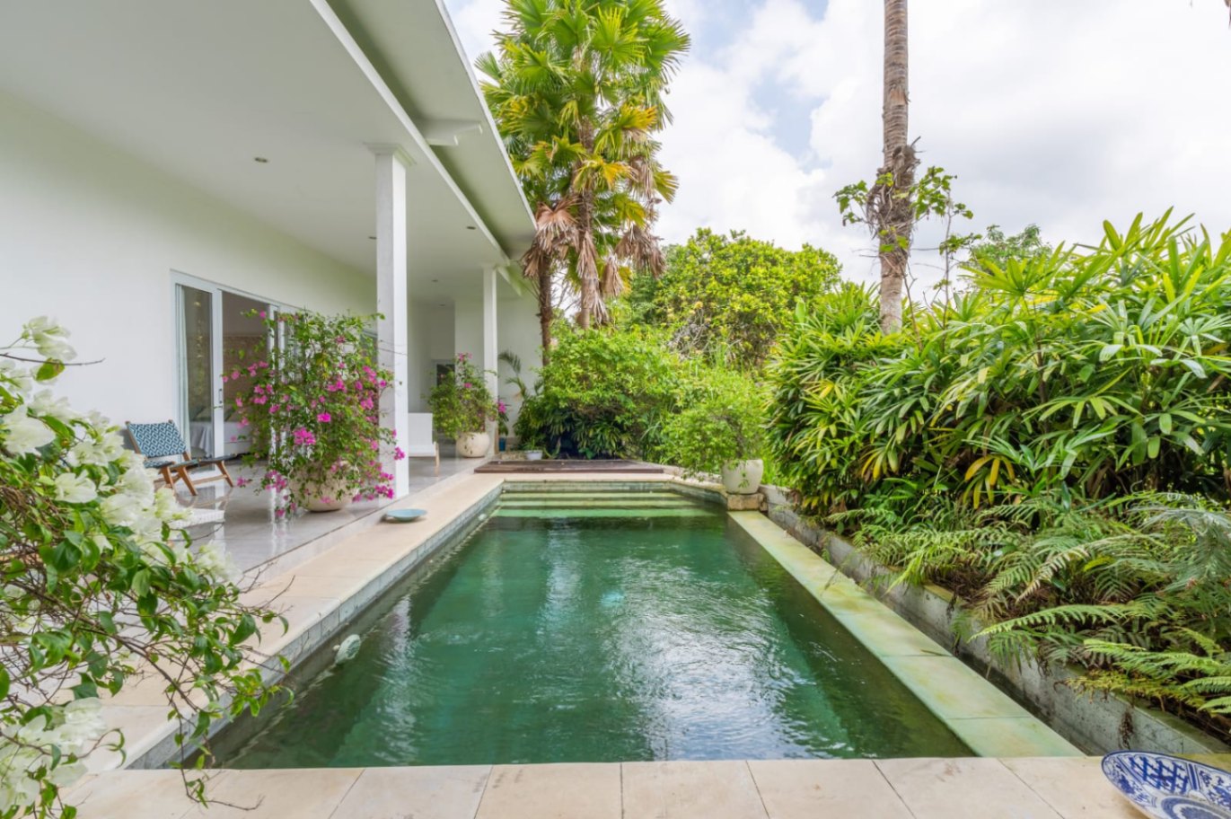 3BR Villa with Rice-Field View in Lodtunduh