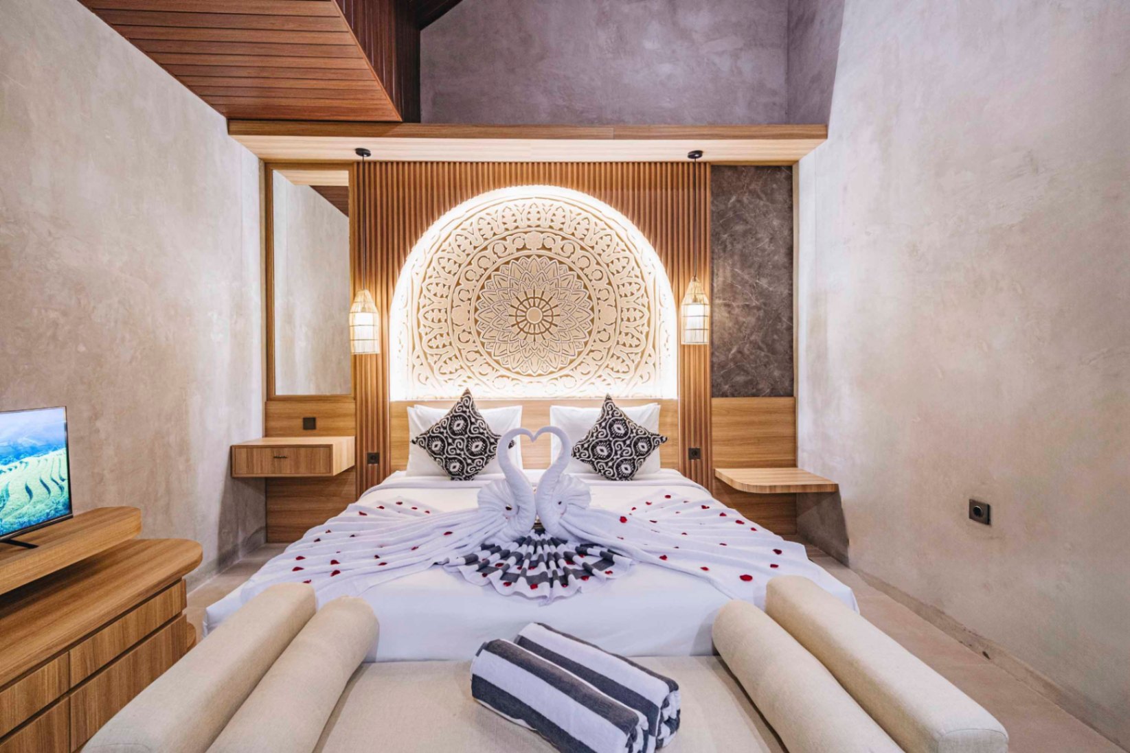 FREEHOLD- BRAND NEW 2 BEDROOM VILLA IN NUSA DUA