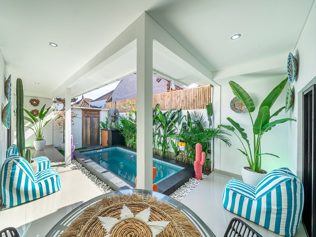 Peaceful 3BR Villa w/ Pool Near Canggu Beach