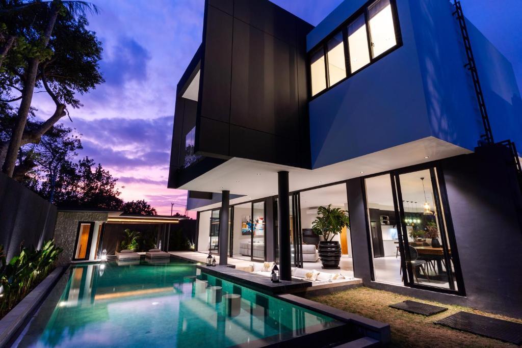 DO 94 - VILLA FOR SALE IN PERERENAN BALI