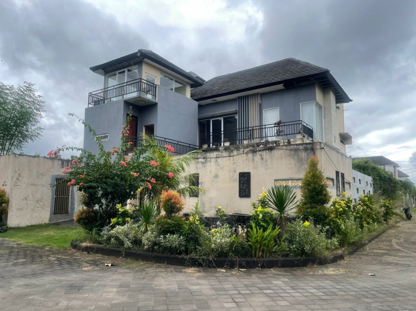 DO 106 - HOUSE FOR SALE IN KUTUH BALI