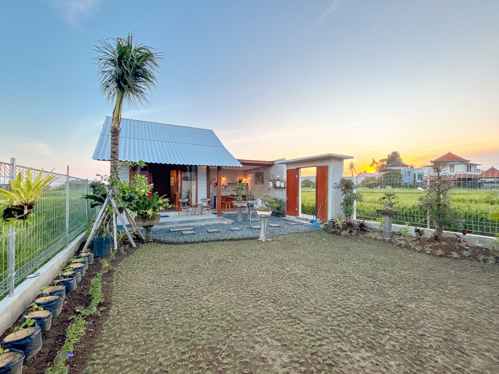 1BR Slow-Living Villa Surrounded by Green Fields