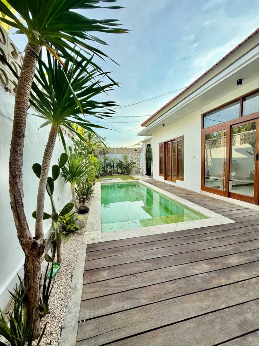 2 BEDROOM VILLA NEAR LA BRISA BEACH CLUB IN PADANG LINJONG