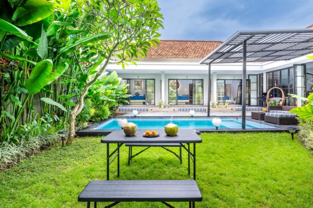 YNA-04 FOR RENT VILLA 3 BED IN PERERENAN-CANGGU