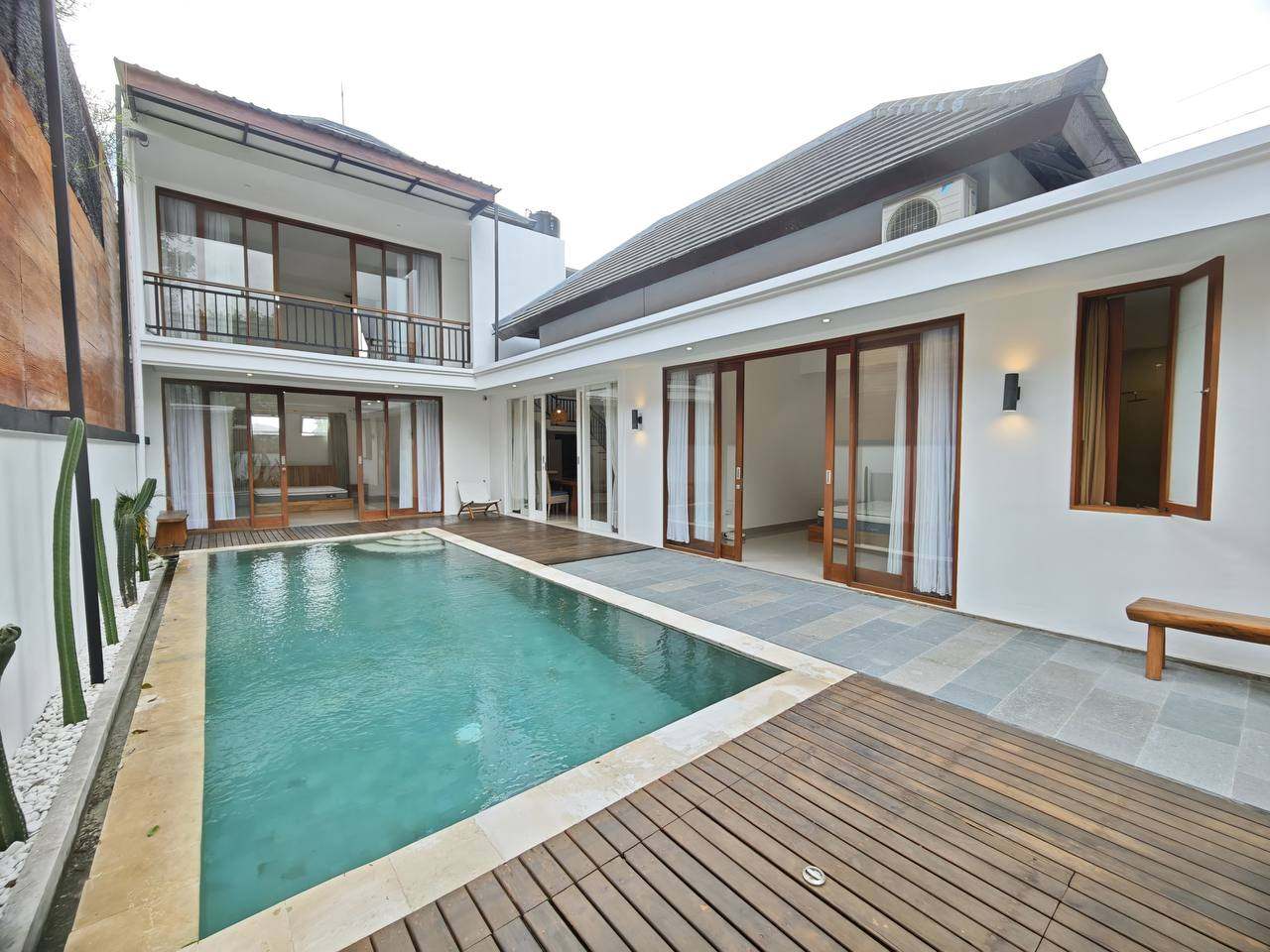 3 BEDROOM VILLA CLOSE TO PERERENAN BEACH - AF528