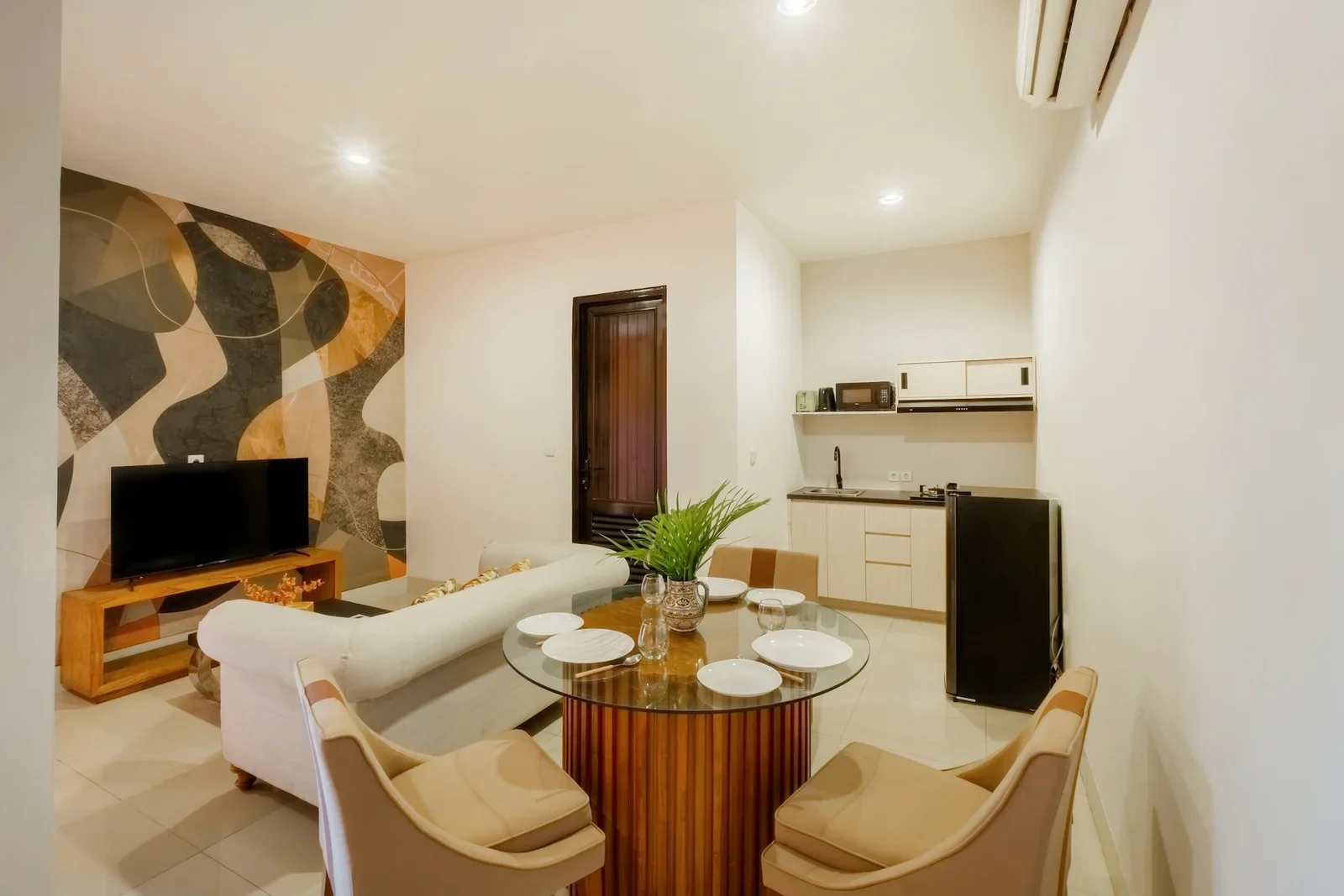 1 BEDROOM APARTMENT SEMINYAK