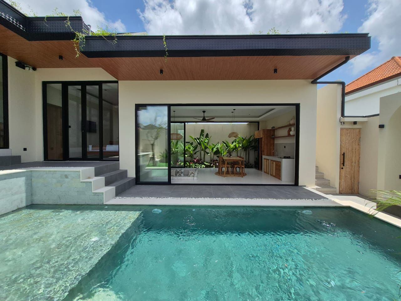 Seseh- munggu 2 bedroom