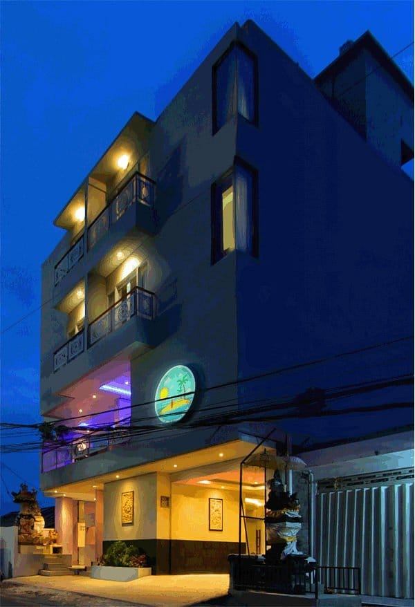 DO 125 - HOMESTAY IN KEROBOKAN BALI