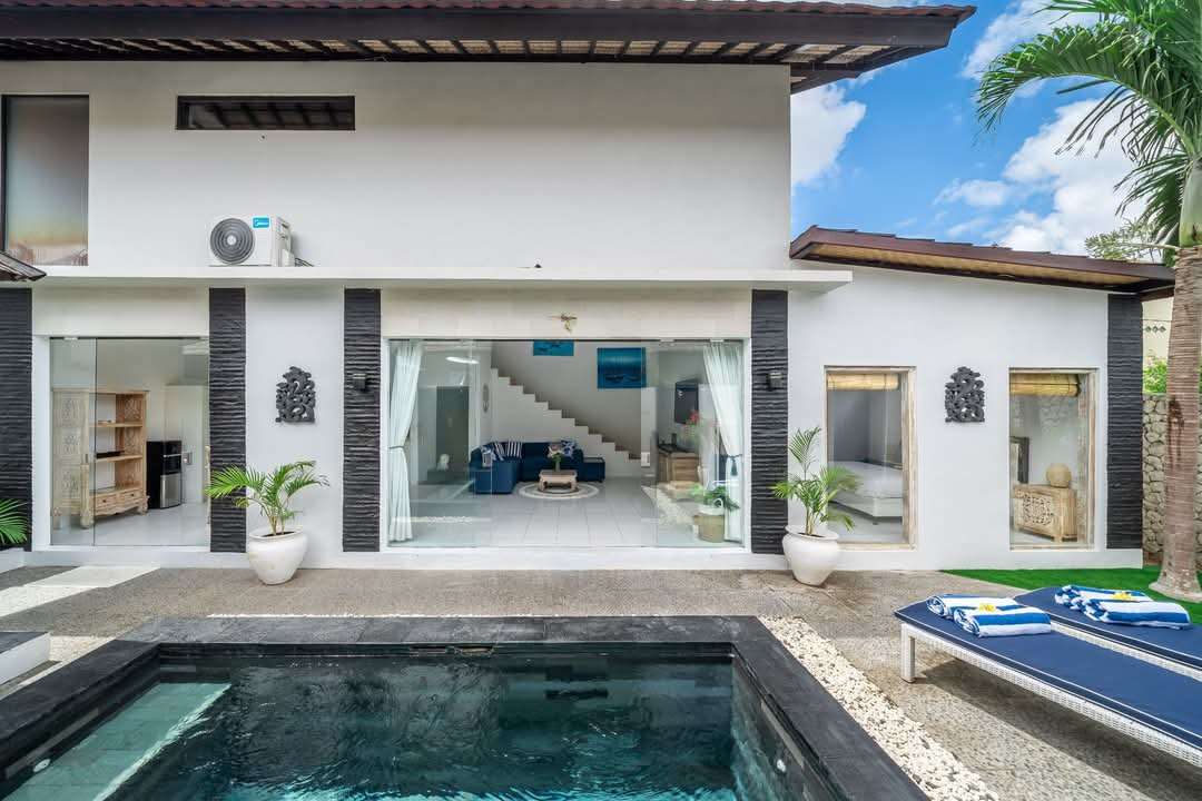  7  YEAR SUBLEASE  Price -USD $98,000  for  2 Stunning Villas in Jimbaran 🌴