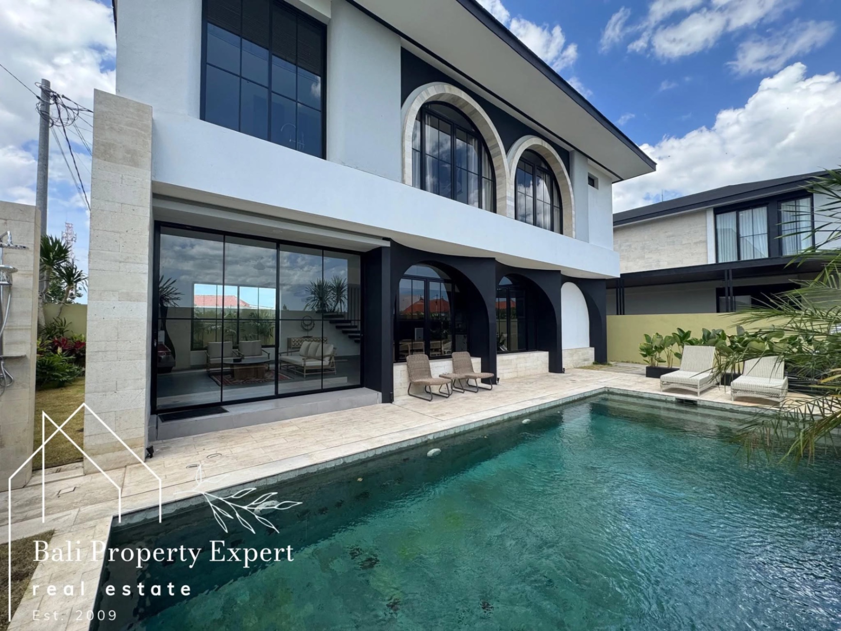 Saee-VILLA FOR RENT IN SESEH 3 BED